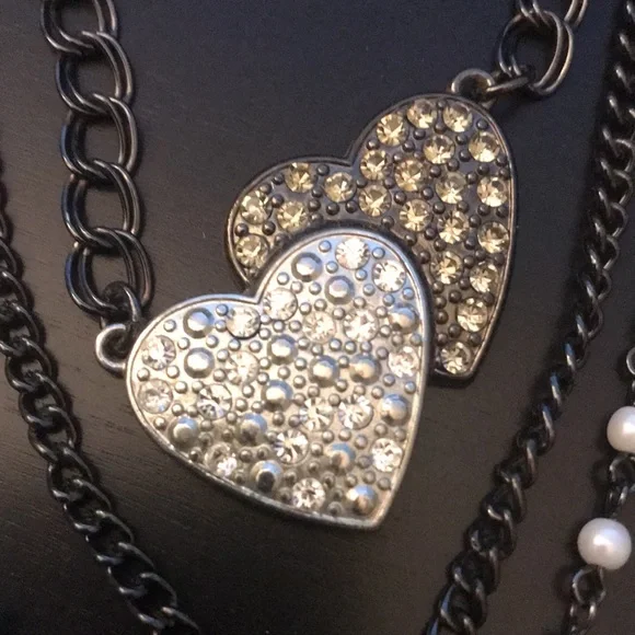 Vintage Guess Layered Heart Necklace - Black with Pearl & Rhinestone ❤️‍🔥❤️‍🔥 - Picture 2 of 5